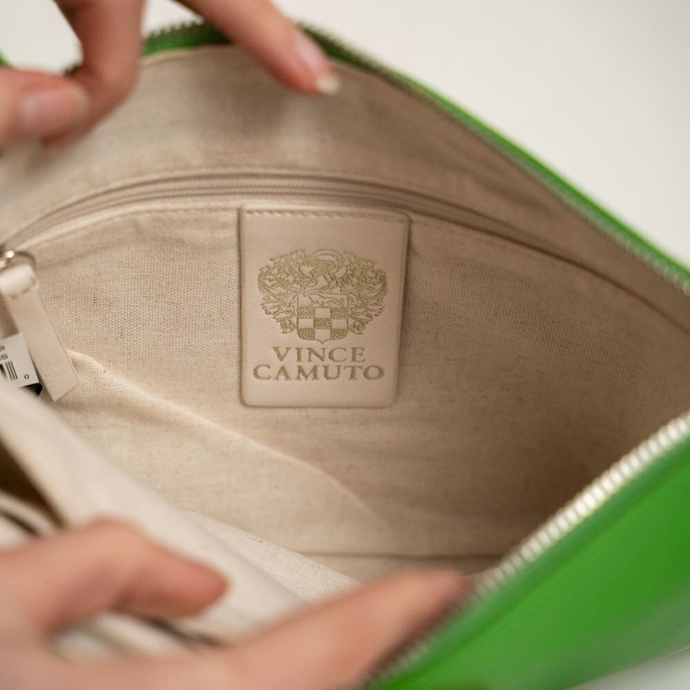NWT Vince Camuto Green Leather Crossbody Bag - Picture 7 of 14